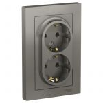 Розетка 2-м СП AtlasDesign 16А IP20 с заземл. в сборе сталь SE ATN000924 Розетка 2-м СП AtlasDesign 16А IP20 с заземл. в сборе сталь SE ATN000924